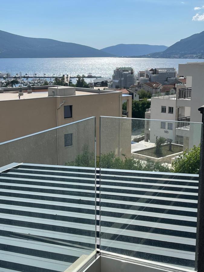 Apartman Iva Tivat Exterior foto